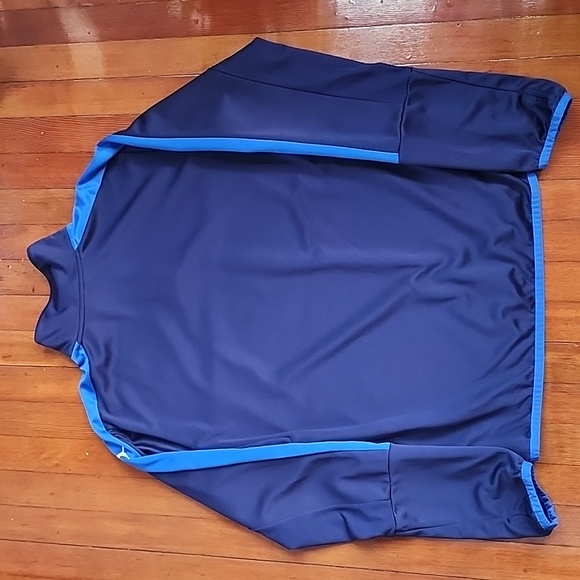 2016-17 Italy Training Top - Picture 2 of 4